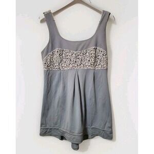 Lululemon 6 Woman's Gray Lightweight Tank Floral Contrast‎ Pull-Tie Hem